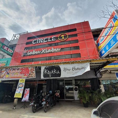 Hotel Circle One Palembang Zewnętrze zdjęcie