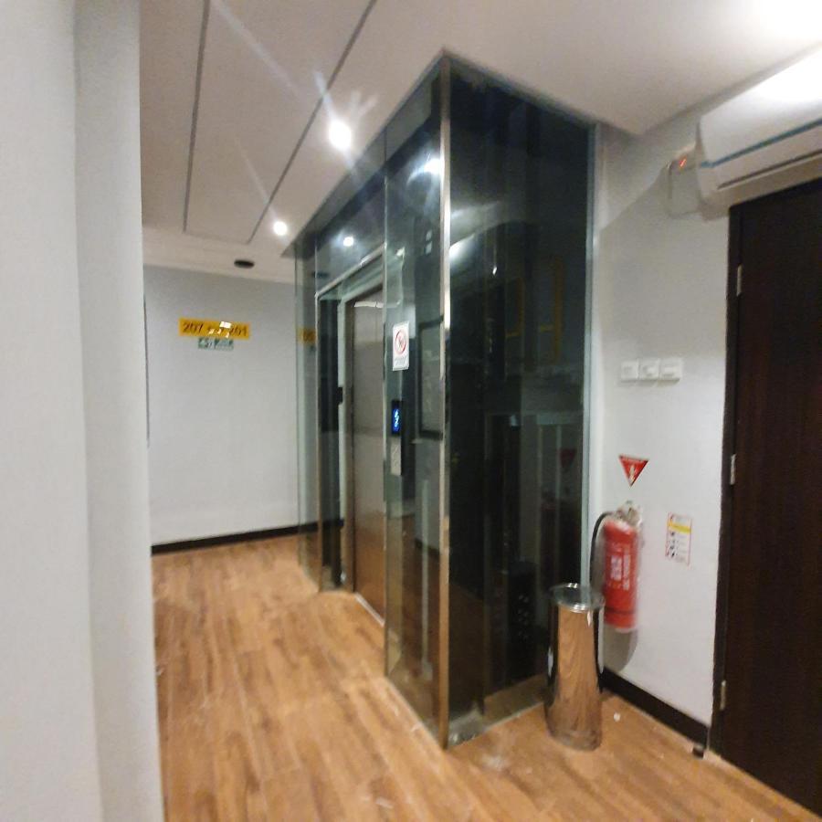 Hotel Circle One Palembang Zewnętrze zdjęcie