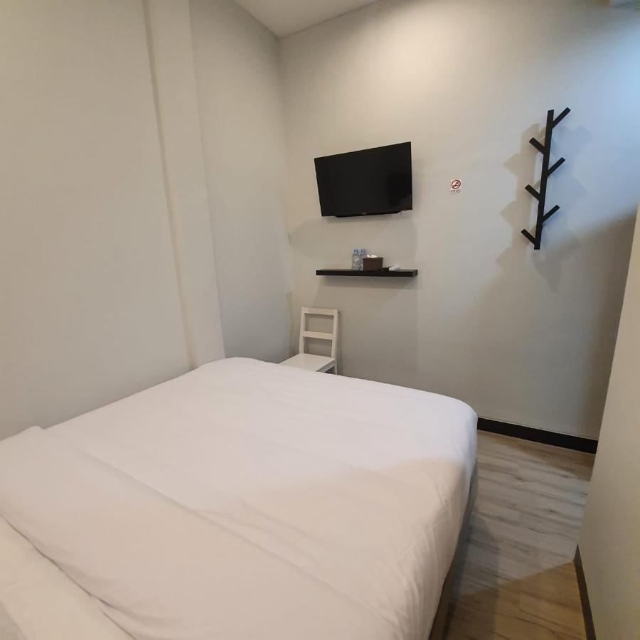 Hotel Circle One Palembang Zewnętrze zdjęcie